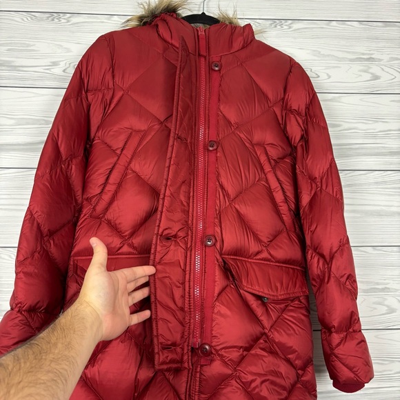 Abercrombie & Fitch Down-Filled Parka Jacket Size XS Raspberry Red Fur Hood - Picture 8 of 16